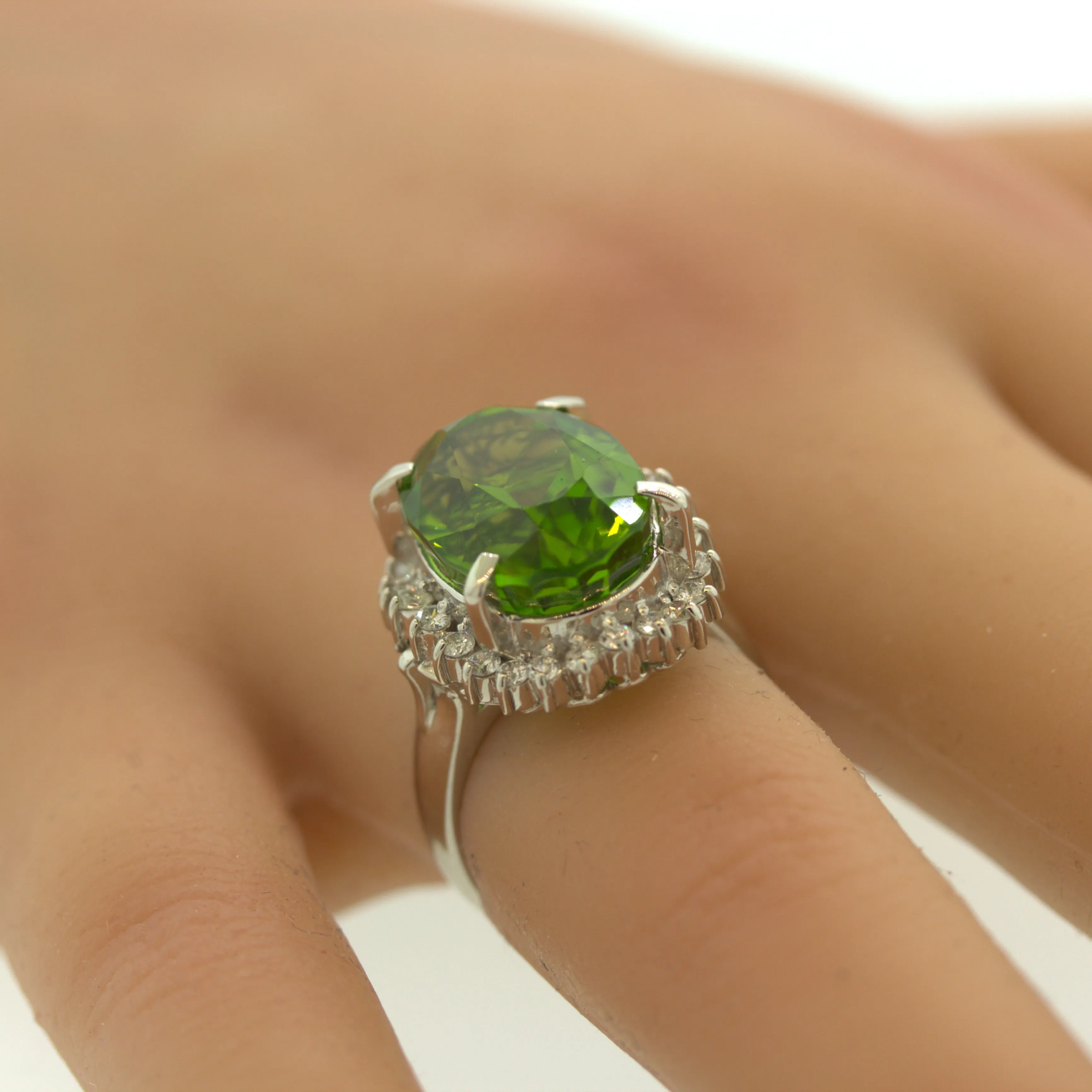 14.19 Carat Peridot Diamond Platinum Ring