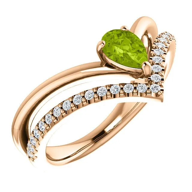 14KT GOLD  0.48 CT PERIDOT & 0.16 CTW DIAMOND NEGATIVE SPACE "V" RING