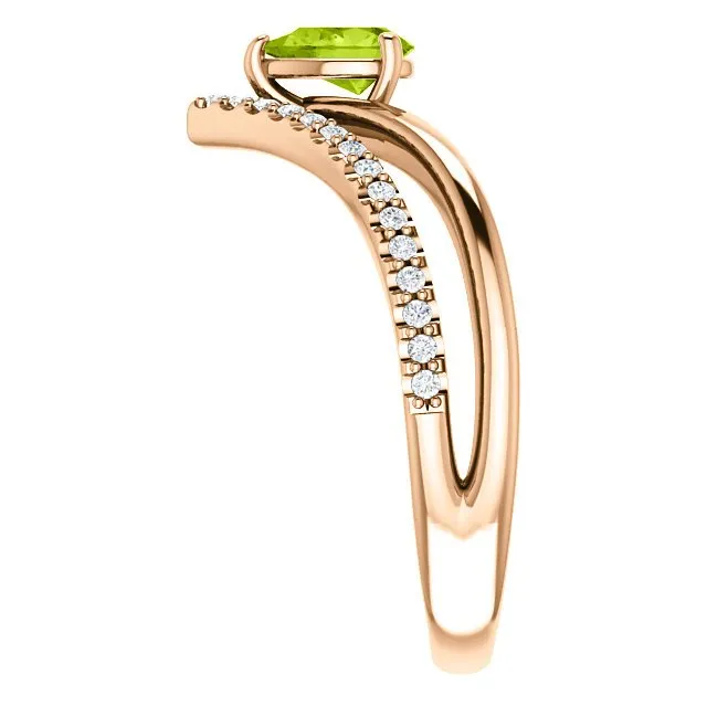 14KT GOLD  0.48 CT PERIDOT & 0.16 CTW DIAMOND NEGATIVE SPACE "V" RING