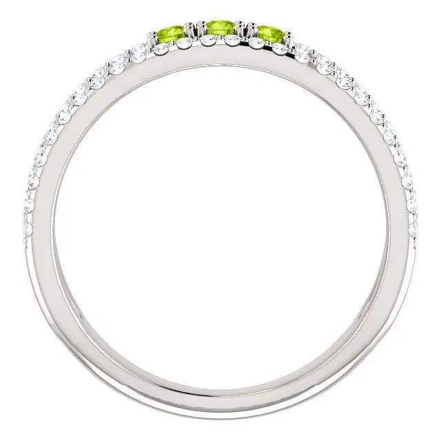 14KT GOLD .15 CTW PERIDOT & .25 CTW DIAMOND ACCENT NEGATIVE SPACE RING