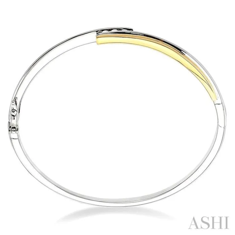 1/6 Ctw Three Stone Round Cut Diamond Bangle in 14K White and Yellow Gold