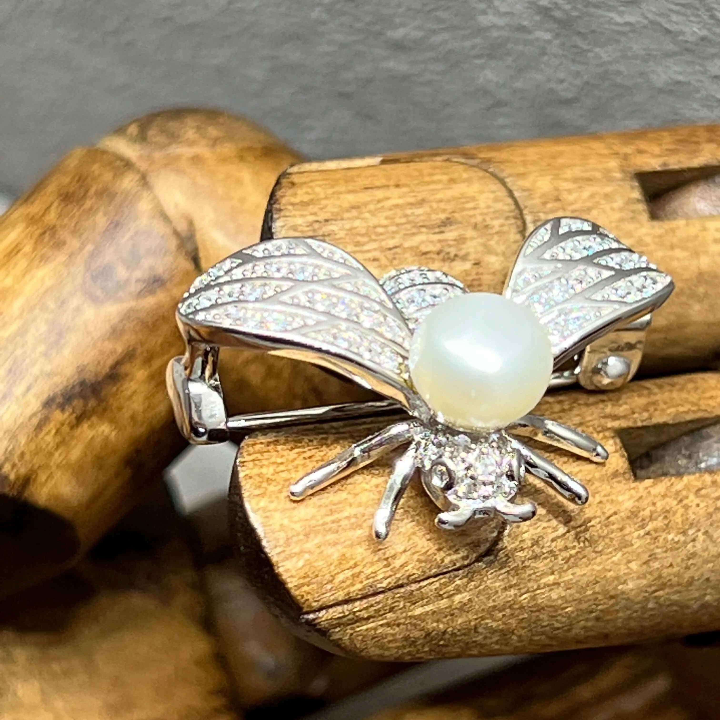 Art Deco Inspired Freshwater Pearl & Bee Brooch
