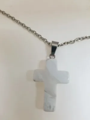 Carved Quartz Crucifix w/ Alloy Chain Necklace