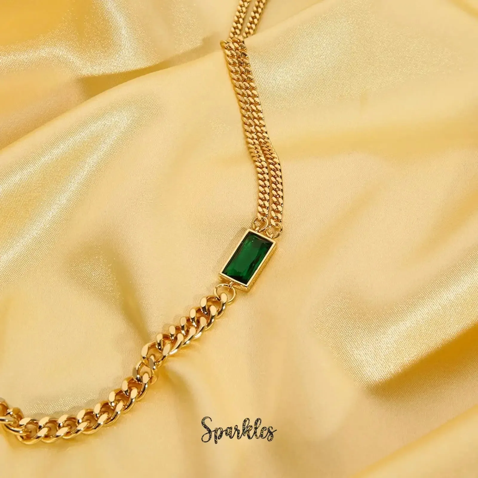 DAINTY EMERALD NECKLACE