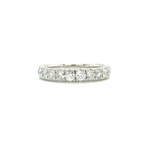 Diamond Ring with 0.98ctw of Diamonds in Platinum