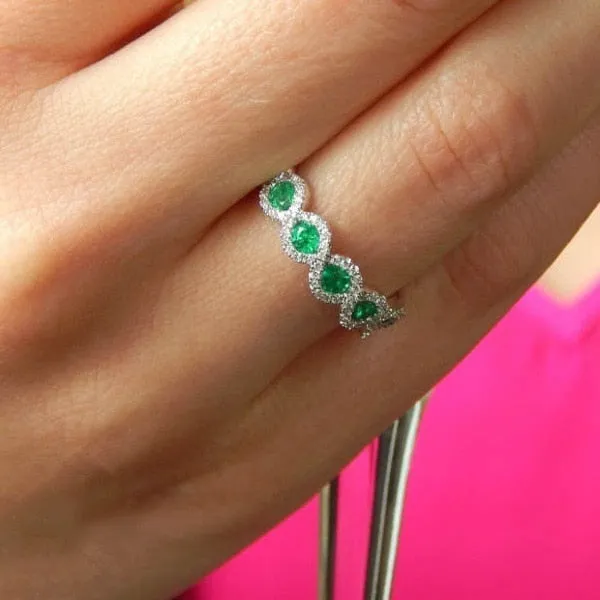 Fashion Jewelry Luxury Green Infinity Cubic Zircon Ring in Silver Color