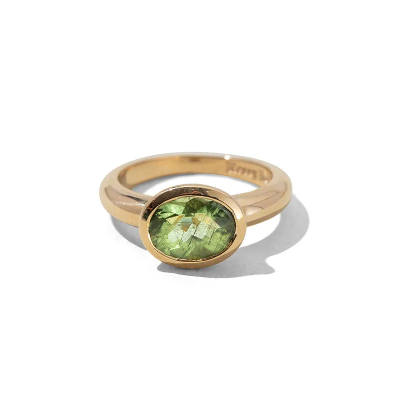 Leone Ring, Peridot, 9kt Yellow Gold