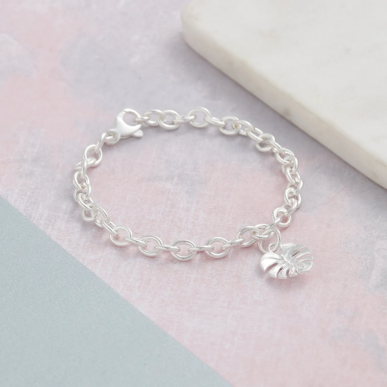 Monstera Palm Leaf Silver Charm