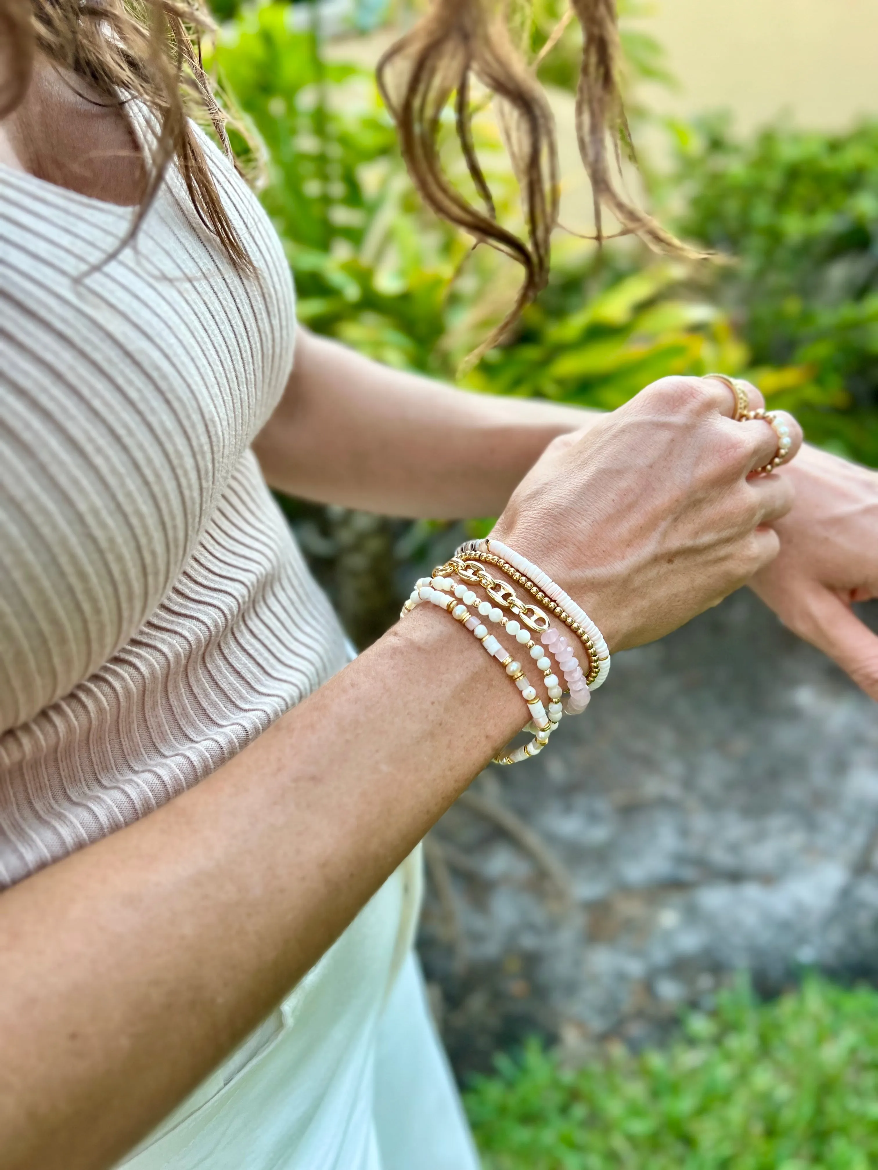 MULTI STONE STRETCH BRACELET