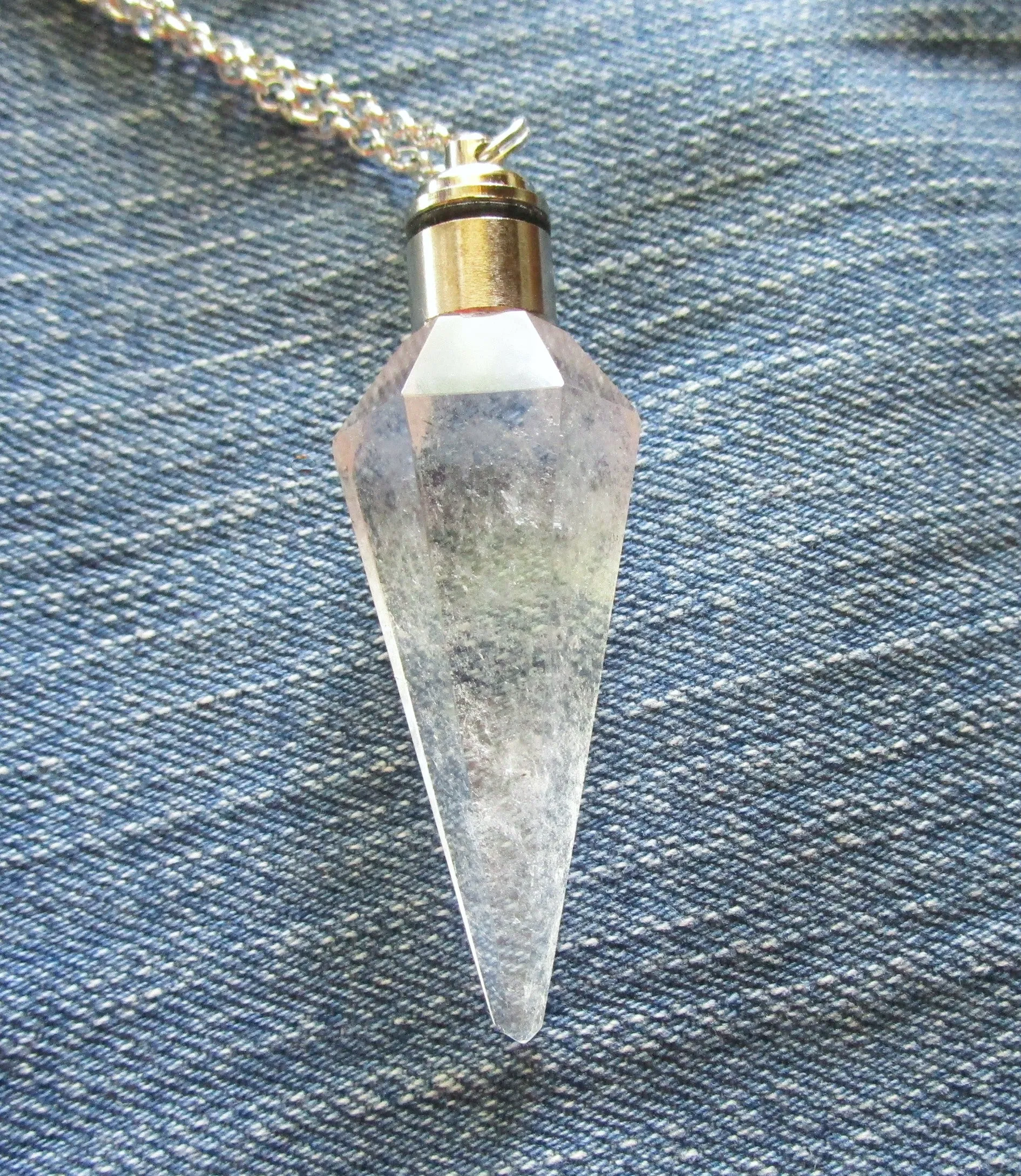 Quartz Crystal Color Change Light Up Pendulum Pendant Necklace